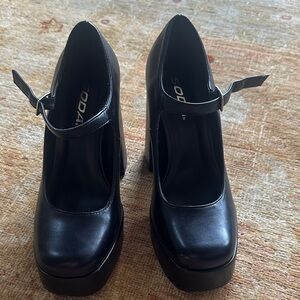SODA Black Mary Jane Platform Heels
